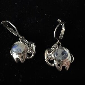 Vtg Karis Elephant Oval Moonstone Earrings Lever Back Earrings
